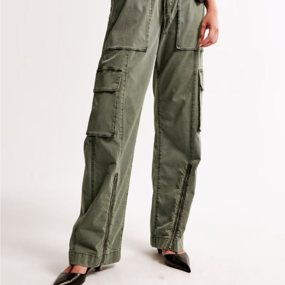 Abercrombie baggy green cargo pants